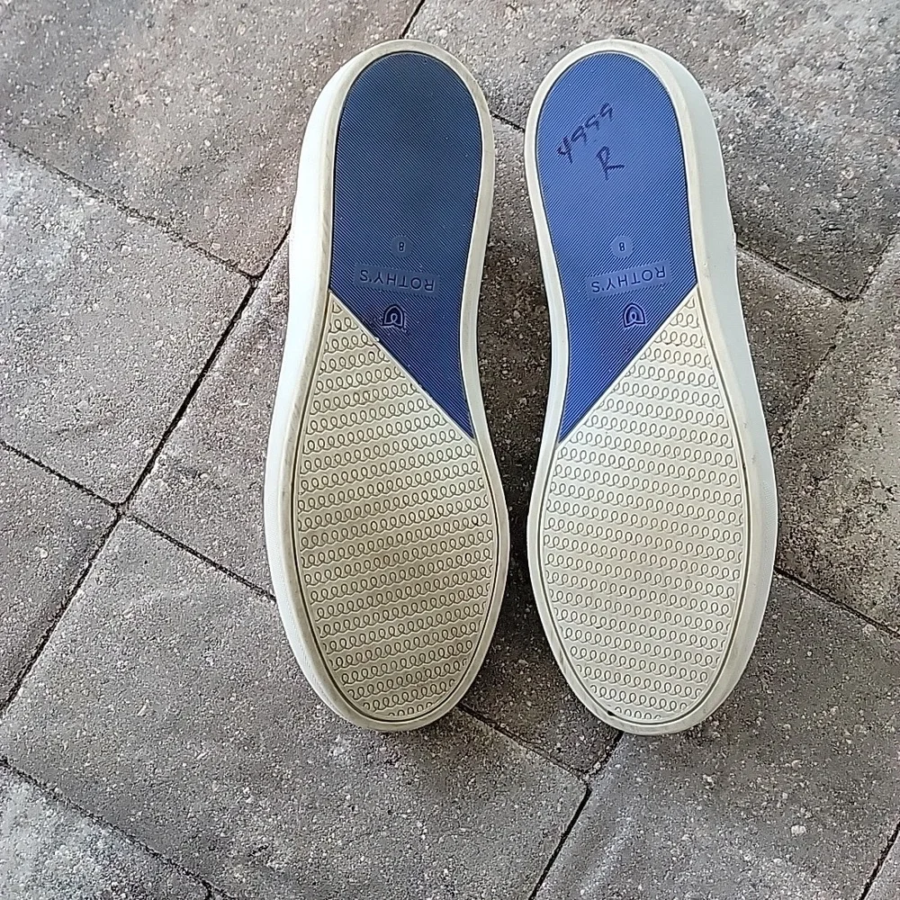 Rothy's The Original Slip-On Sneaker Sz 8 Color Is Sand - Picture 10 of 11
